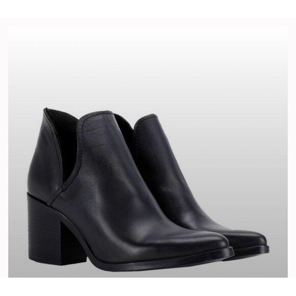 Steve Madden Havannah  8M Open Side Ankle Bootie - Picture 1 of 10